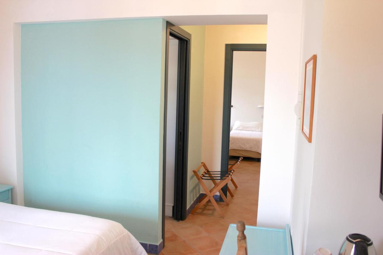 Bue Marino Hotel & Roof Lounge Cala Gonone Ngoại thất bức ảnh