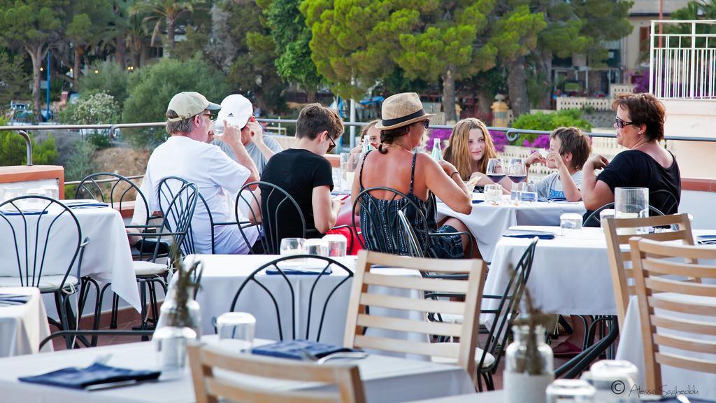 Bue Marino Hotel & Roof Lounge Cala Gonone Ngoại thất bức ảnh